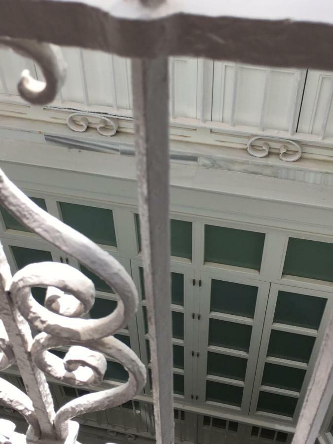 Diseno Y Confort Junto A La Catedral كاديز المظهر الخارجي الصورة